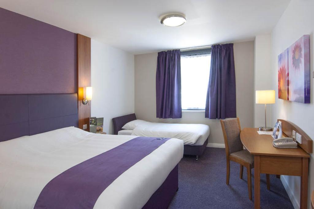 Premier Inn Derry / Londonderry Pokoj fotografie