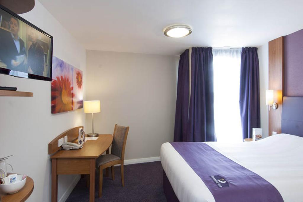 Premier Inn Derry / Londonderry Pokoj fotografie