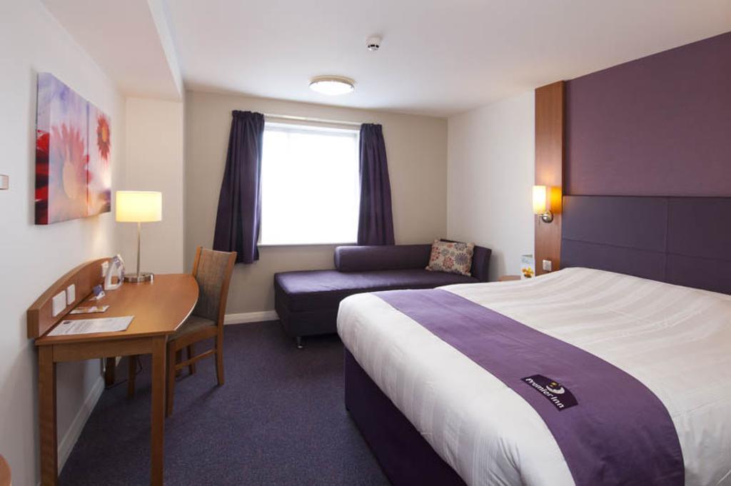 Premier Inn Derry / Londonderry Exteriér fotografie